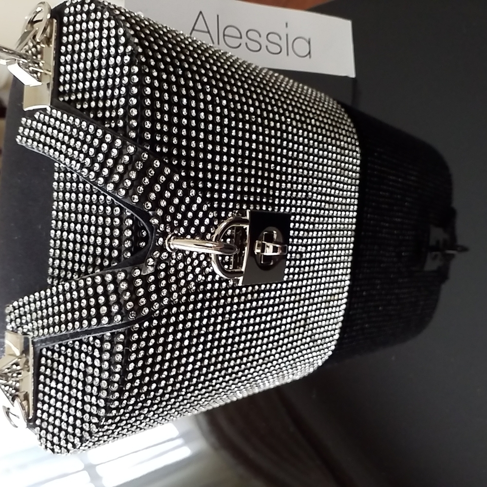 Alessia Rhinestone Bucket Bag Purse. NEW. Black w/ rhinestones, silver hardware. - Picture 3 of 16